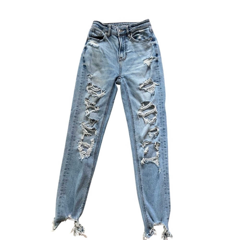 American Eagle Mom Jean Light Wash Distressed Ripped Denim Size 000 Regular‎